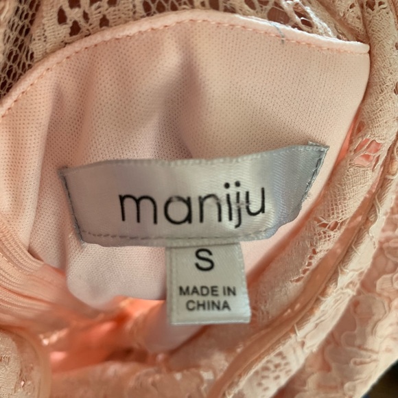 Maniju Pink Lace Bodice Trumpet Mermaid Style Maxi Dress - Picture 7 of 8